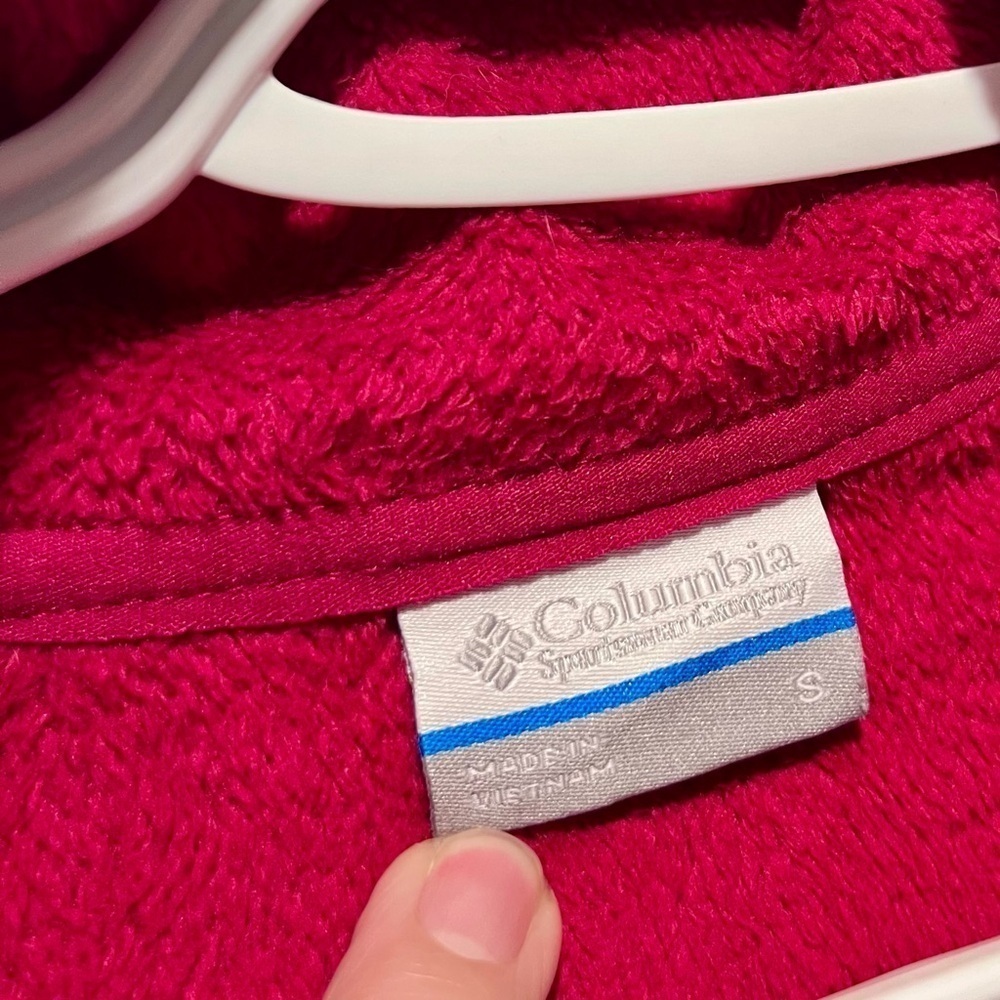 Columbia Women's Deep Raspberry Full-Zip Fleece Jacket - Picture 3 of 6